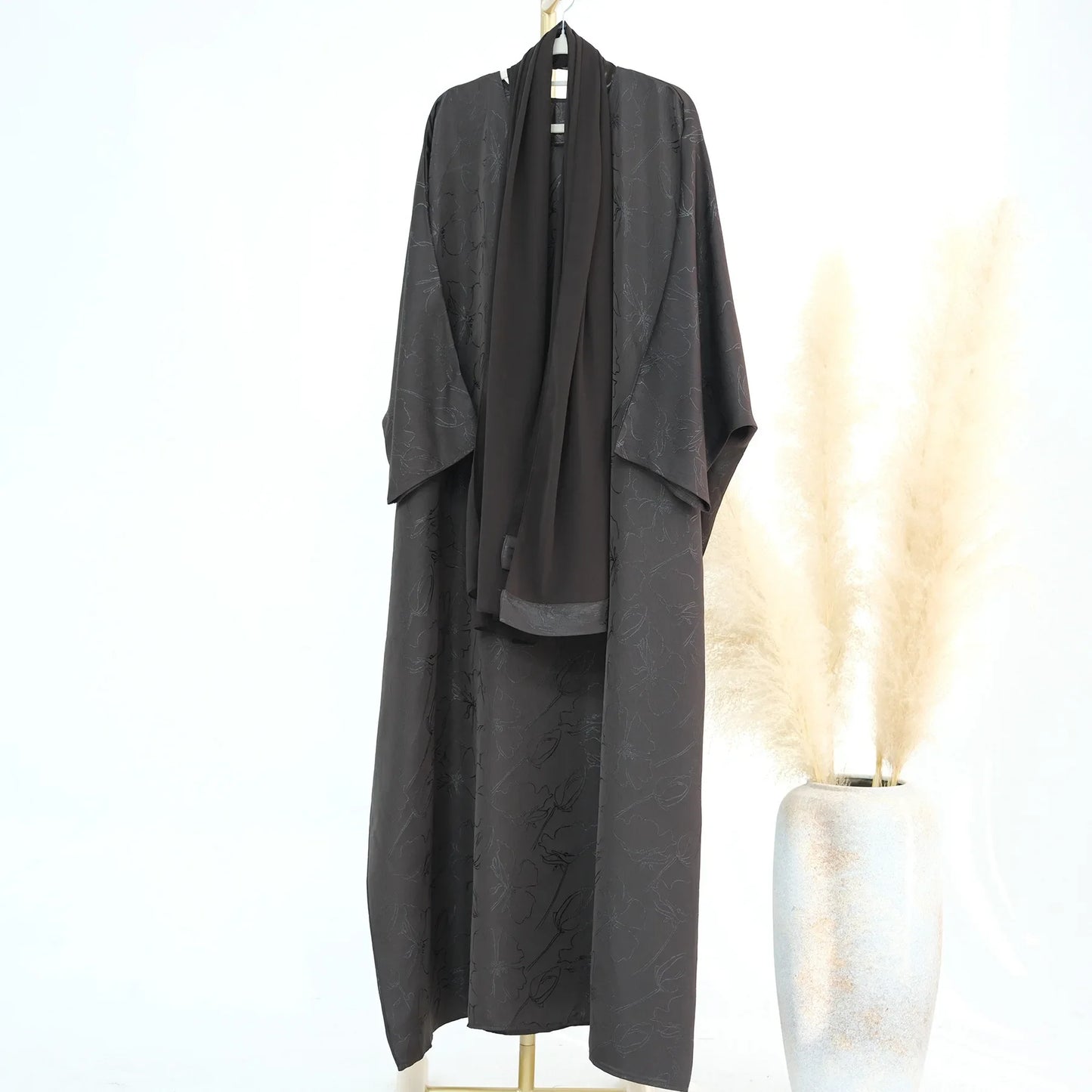 Luxury Muslim Outfit – Ramadan & Eid Kaftan Dress Set