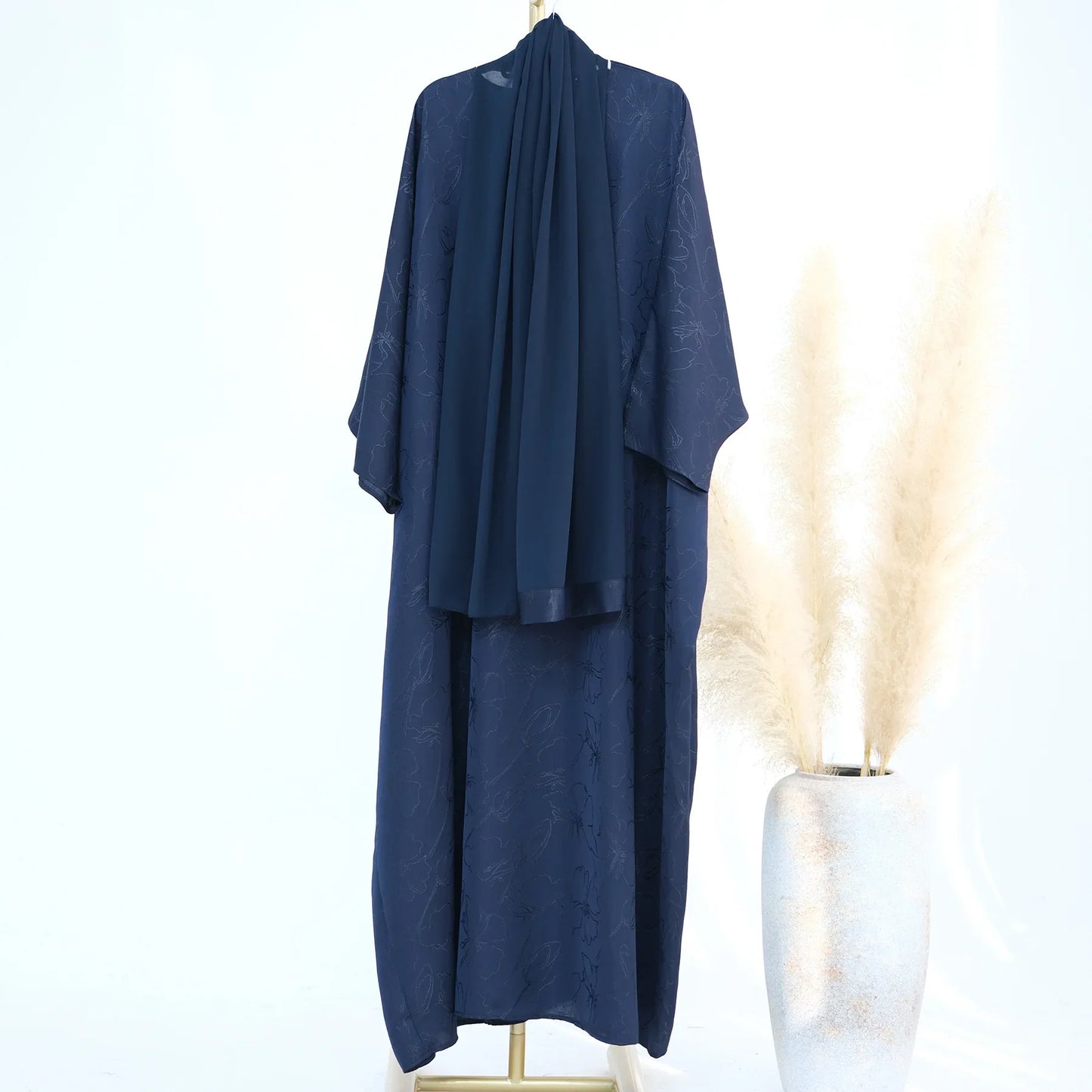 Luxury Muslim Outfit – Ramadan & Eid Kaftan Dress Set
