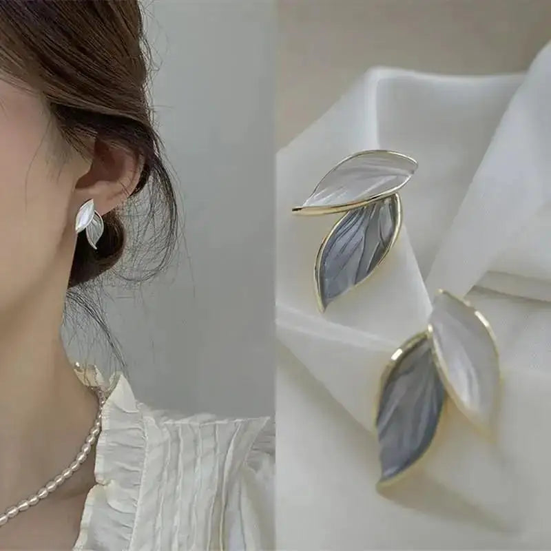 Elegant Butterfly Tassel Earrings – 925 Silver Sparkle