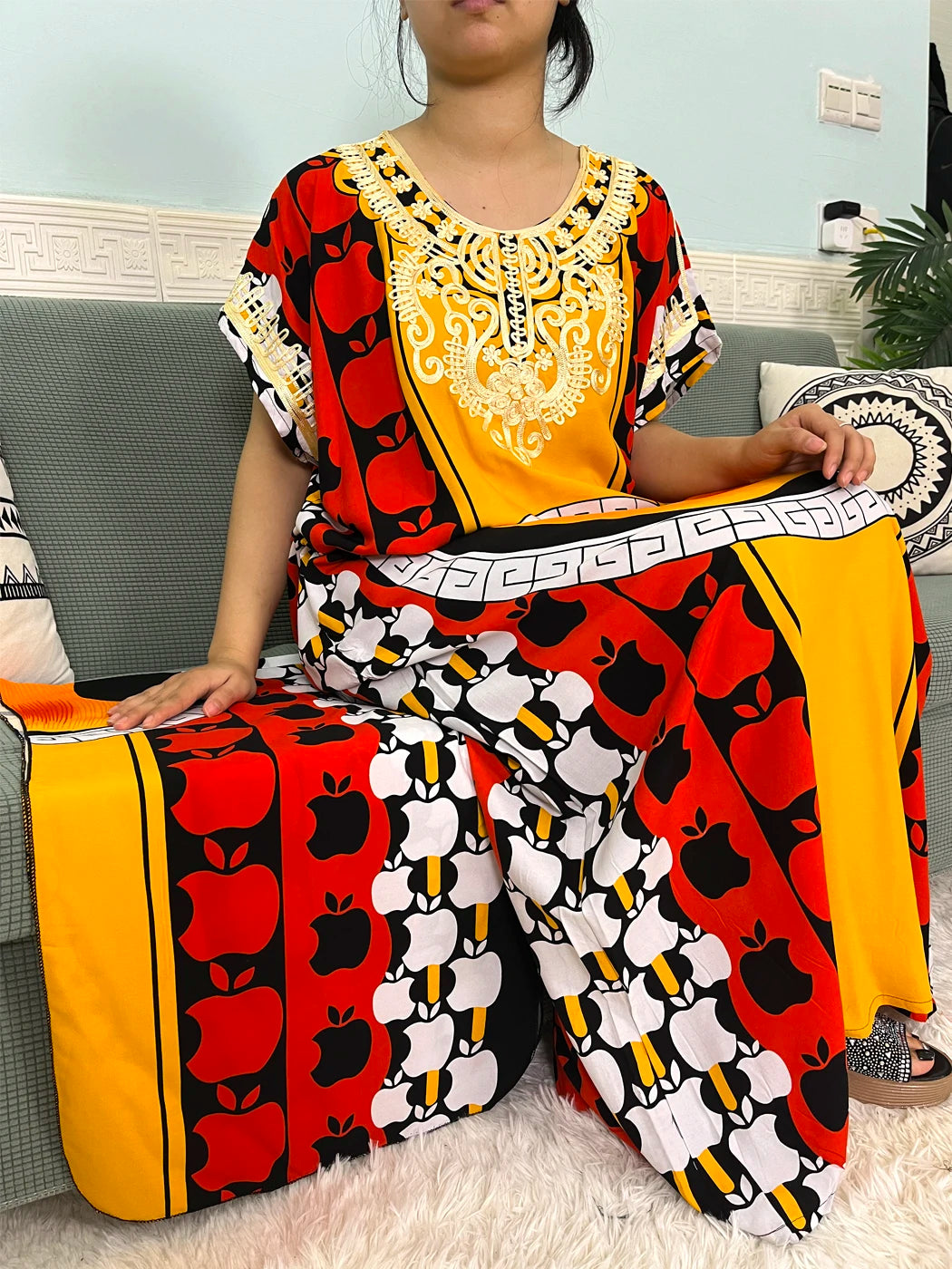 🌸 2024 Cotton Printed Caftan with Headscarf – Elegant & Effortless