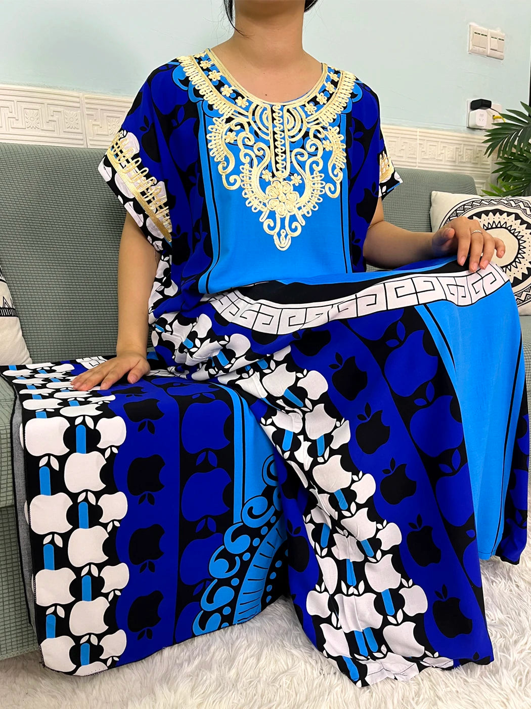 🌸 2024 Cotton Printed Caftan with Headscarf – Elegant & Effortless