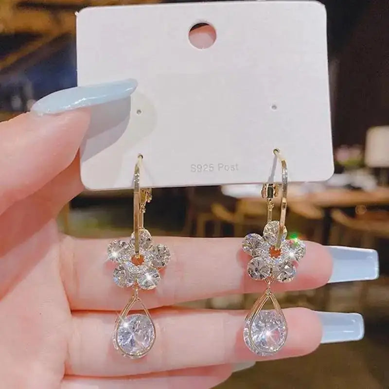 Elegant Butterfly Tassel Earrings – 925 Silver Sparkle