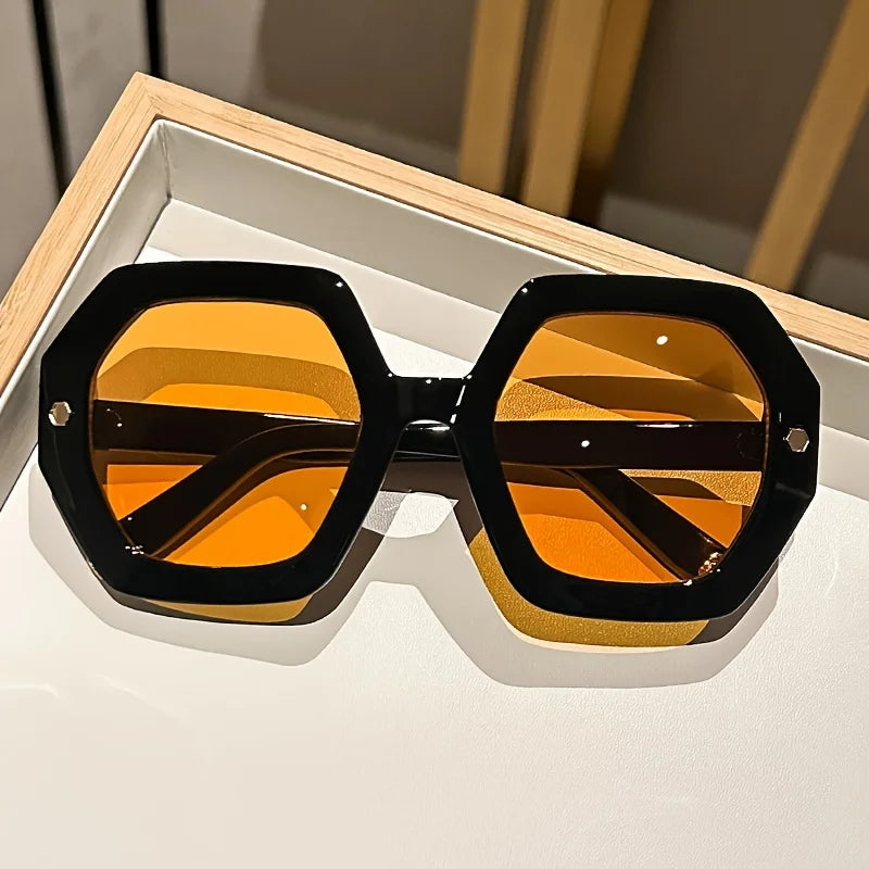 FacetGlow Eyewear