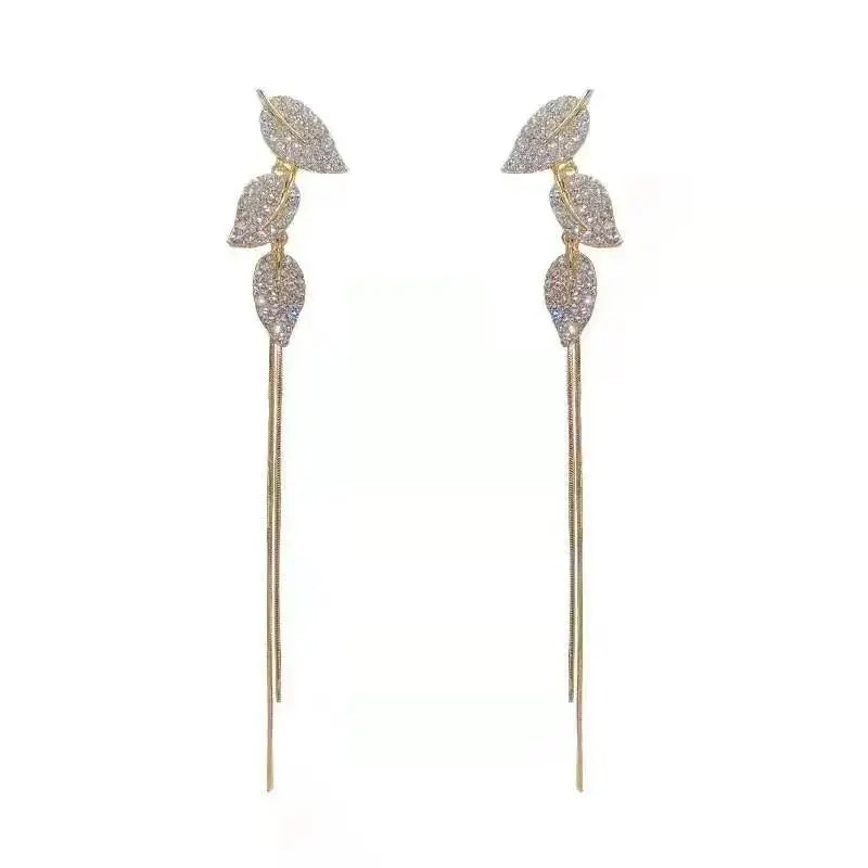 Elegant Butterfly Tassel Earrings – 925 Silver Sparkle
