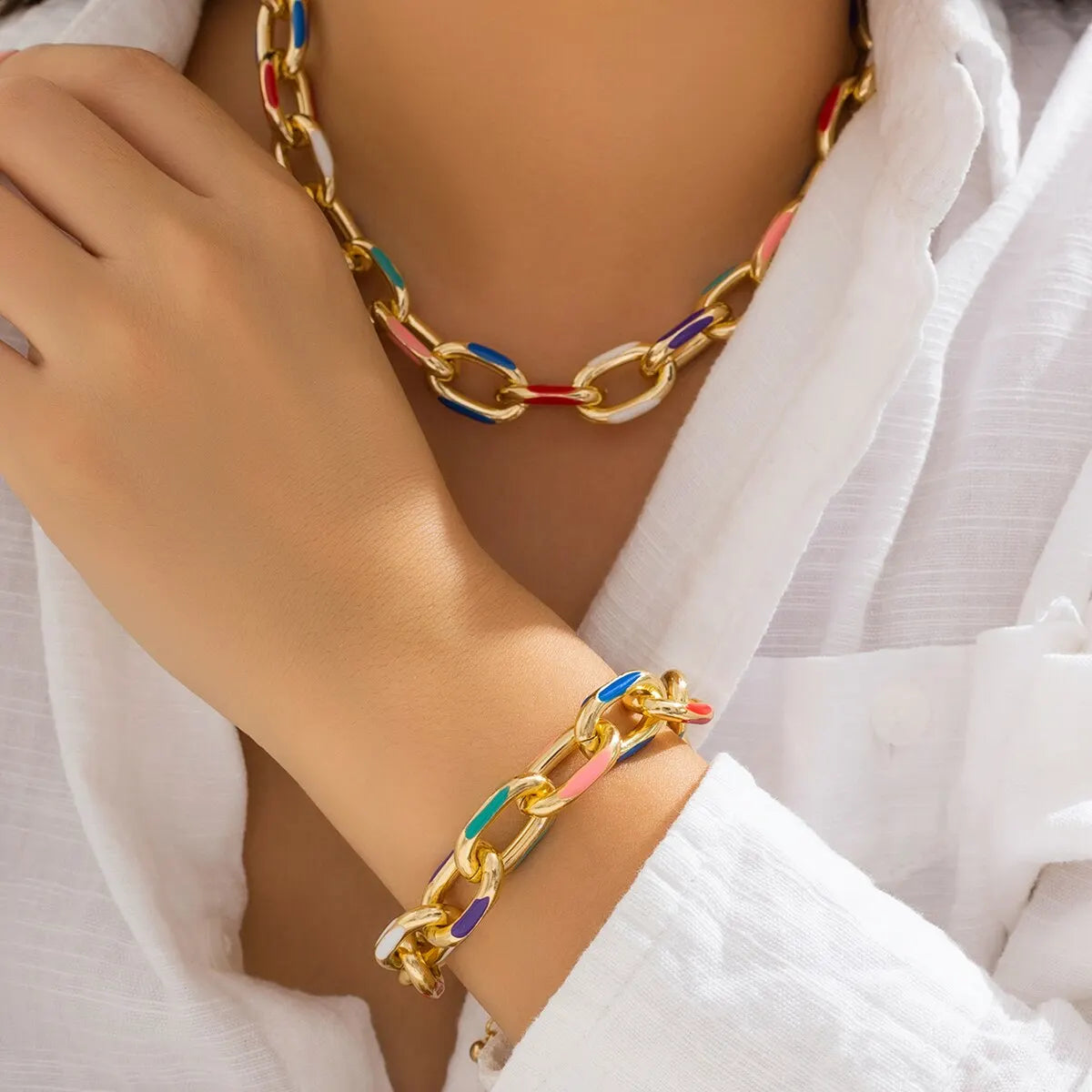 Ideal for gifting or styling