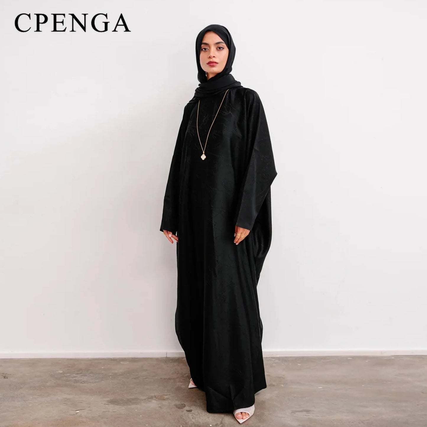 Luxury Muslim Outfit – Ramadan & Eid Kaftan Dress Set