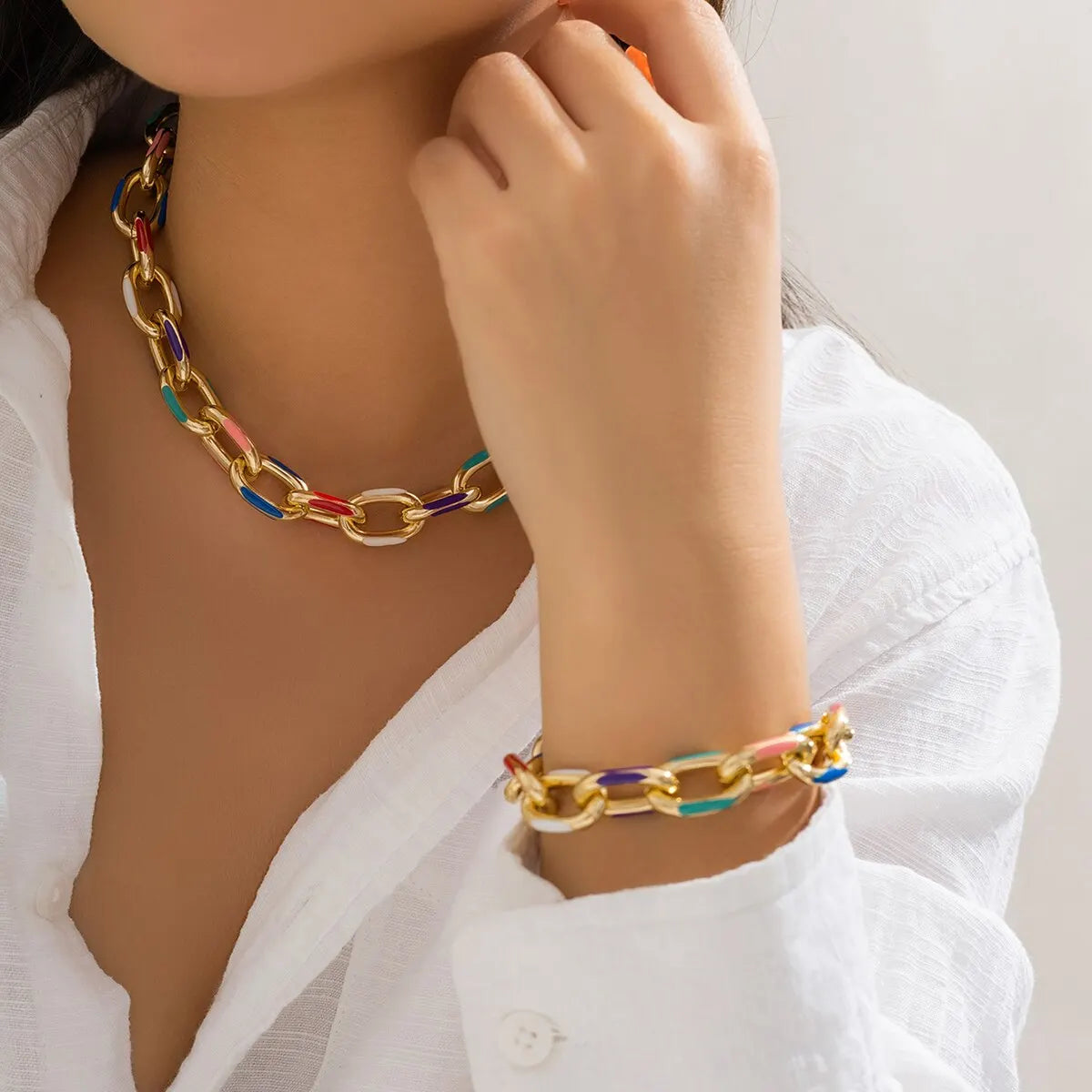 Ideal for gifting or styling