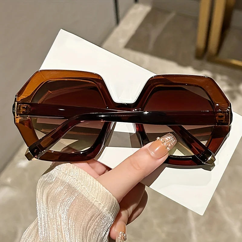 FacetGlow Eyewear