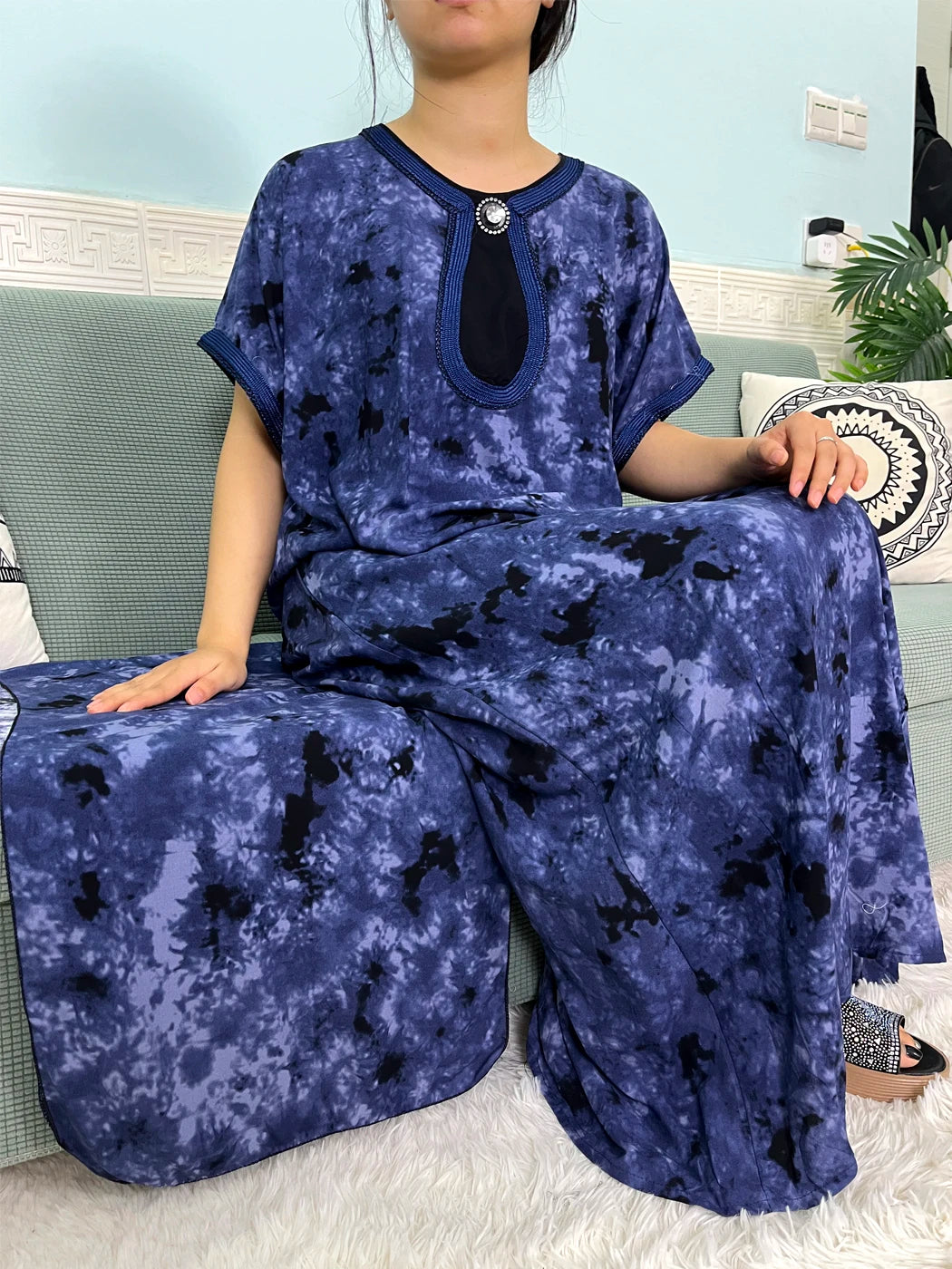 🌸 2024 Cotton Printed Caftan with Headscarf – Elegant & Effortless